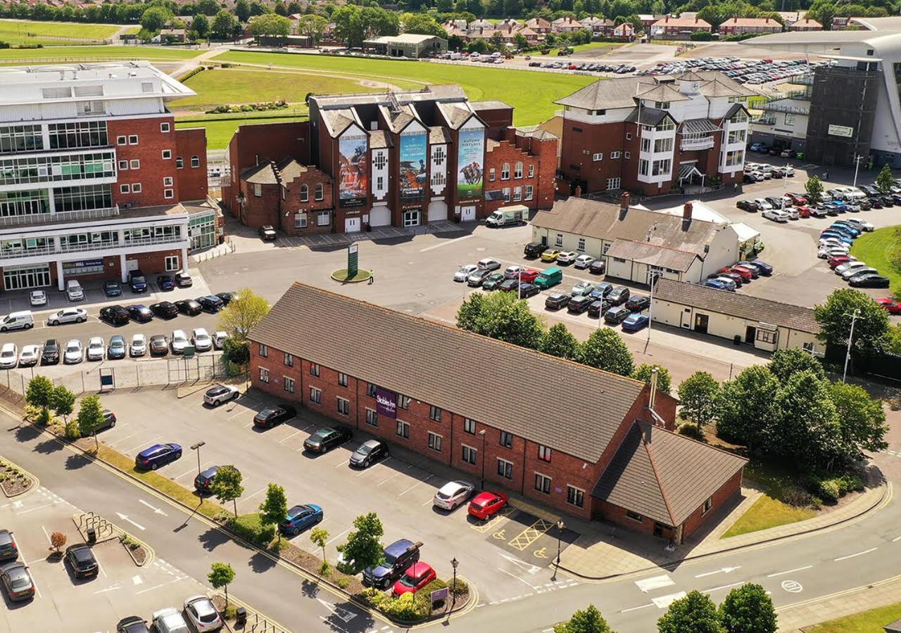 Stables Inn, Aintree Liverpool Exterior photo